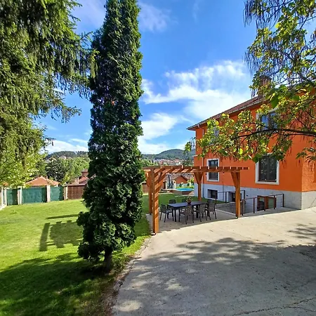 Villa Hedgehog - таралеж Velingrad