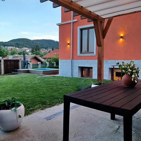 Villa Hedgehog - таралеж Velingrad